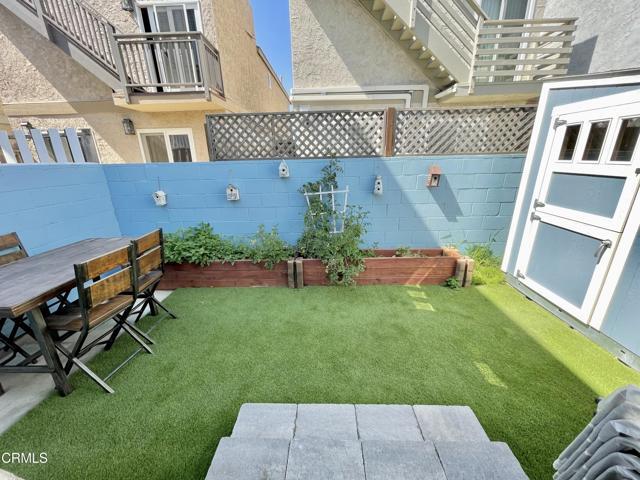 Building Photo - 3945 Sunset Ln