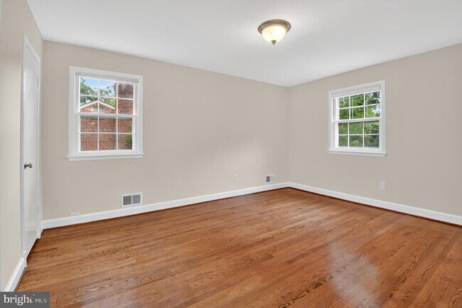 Building Photo - 5510 Christy Dr