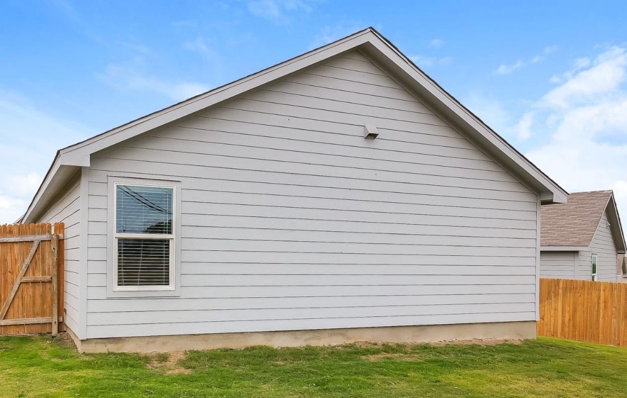 Building Photo - 15715 Knollcliff