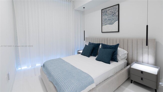 Building Photo - 300 Biscayne Blvd Way