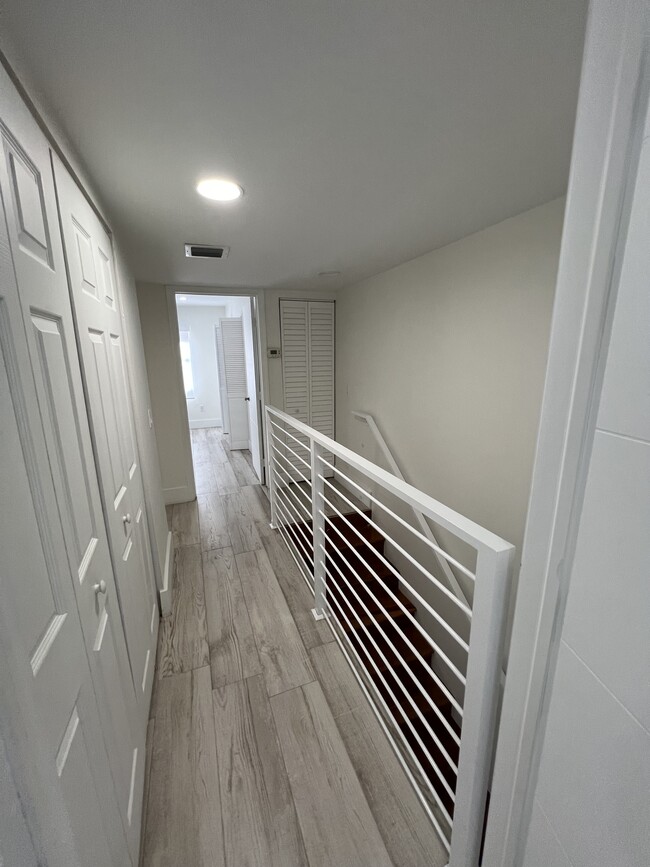 Modern staircase - 4600 SW 67th Ave