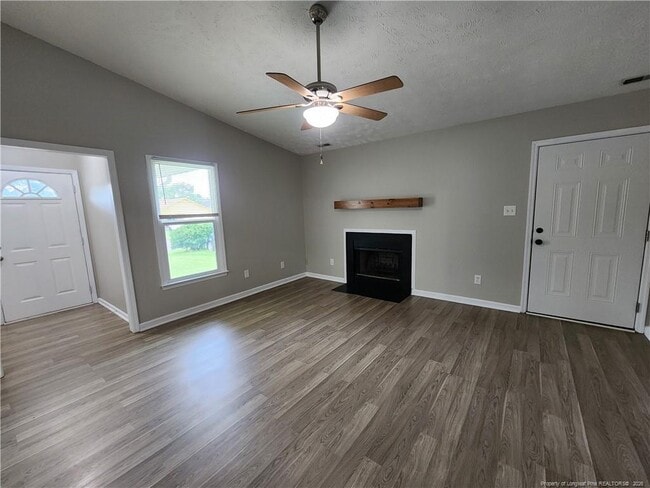 Building Photo - 2212 Mossycup Ln