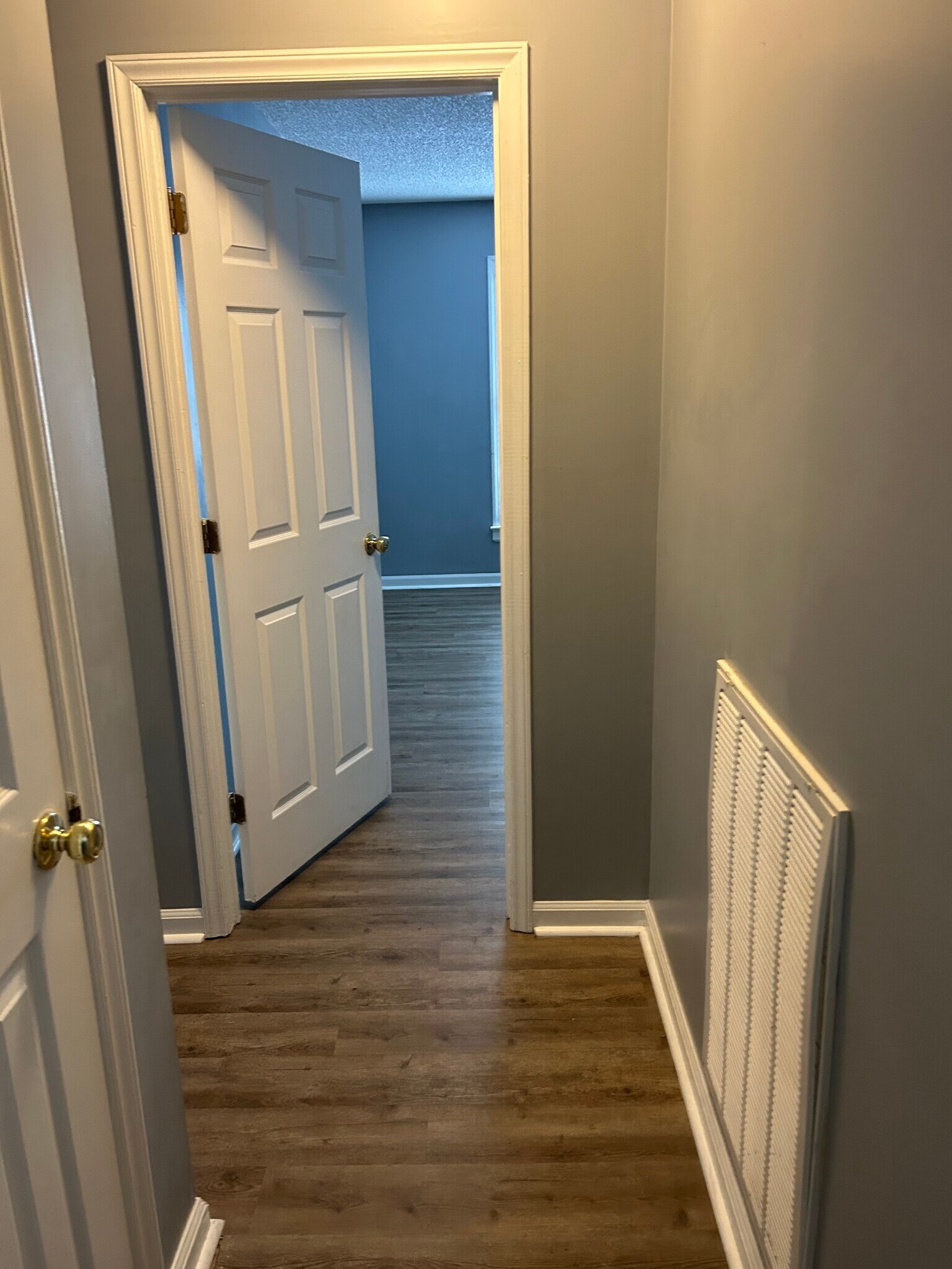 Building Photo - 308 Rose Dr
