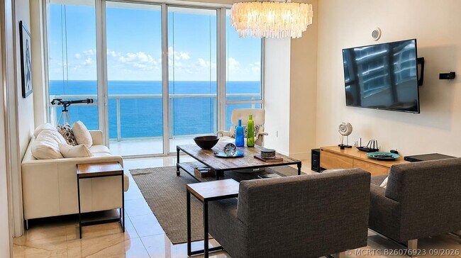 Building Photo - 15901 Collins Ave