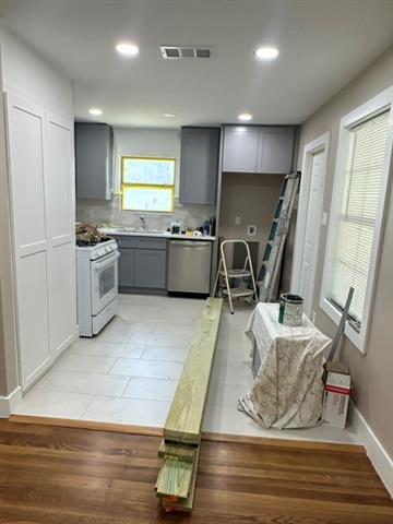 Building Photo - 12203 Galva Dr