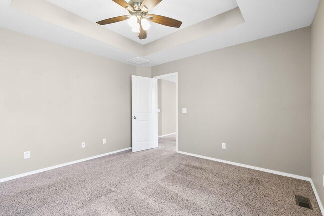 Building Photo - 1115 S Tanner Dr