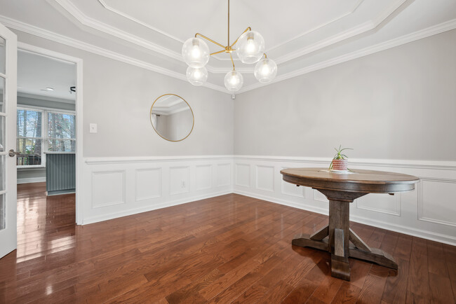 Dining Room - 2205 Long and Winding Rd