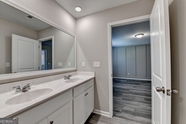 Building Photo - 125 Osprey Overlook Dr