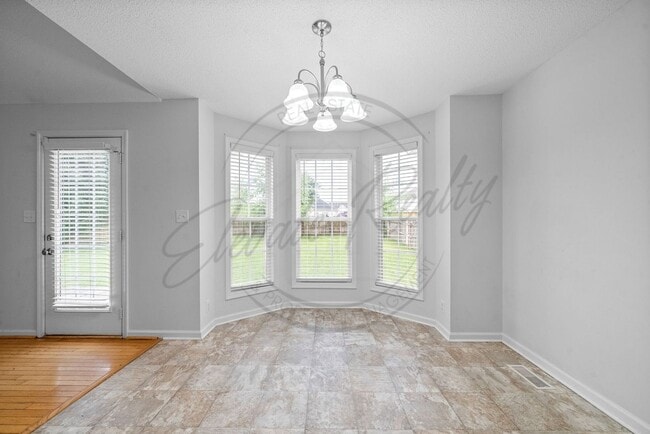 Building Photo - Charming 3 Bedroom Ranch in Clarksville!