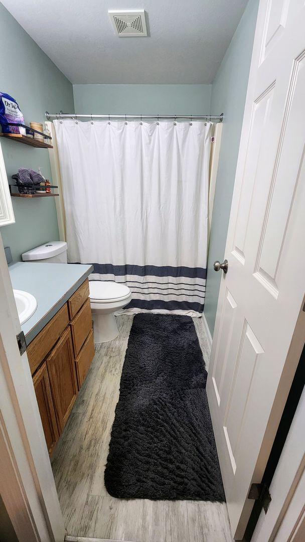 Building Photo - Updated 3 Bedroom Home Located in SW Lebanon