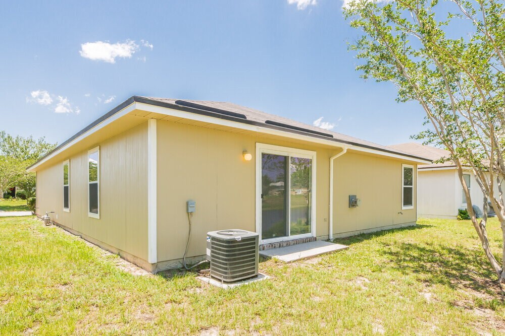 Building Photo - 3341 Volley Dr