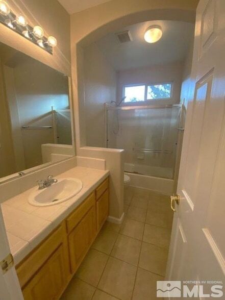 Building Photo - 2847 Falcon Ridge Dr