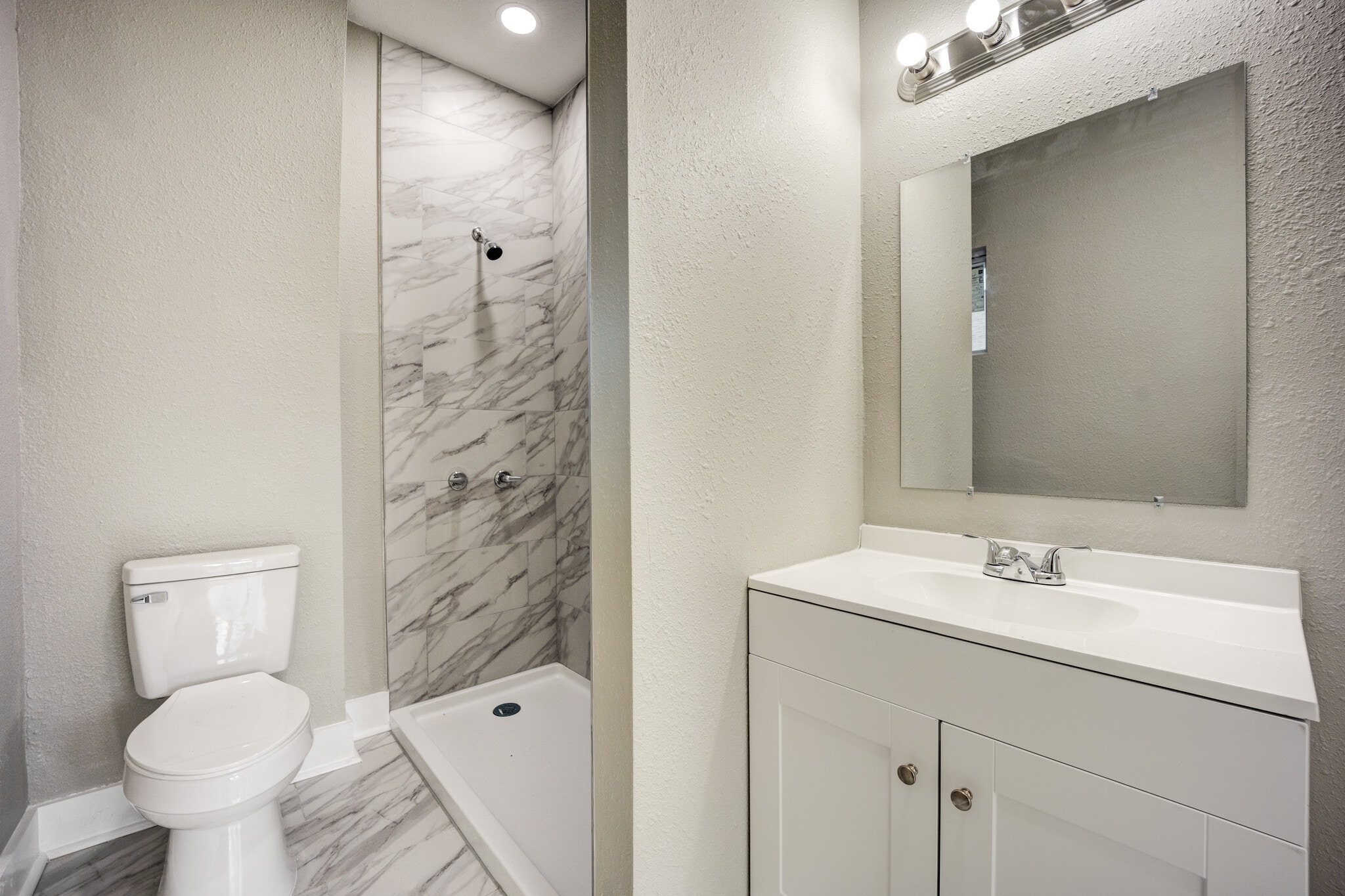 Building Photo - 922 S 23rd St