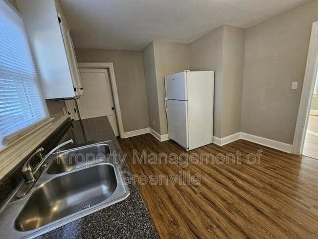 Building Photo - 436 Potomac Ave