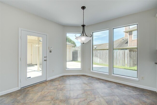 Building Photo - 26122 Salt Creek Ln