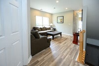 Building Photo - 236 Warren St