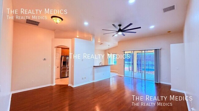 Building Photo - 795 Alcazar Ave