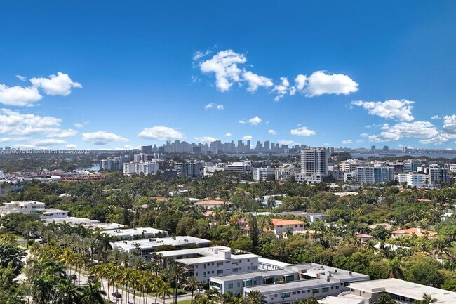 Building Photo - 10205 Collins Ave