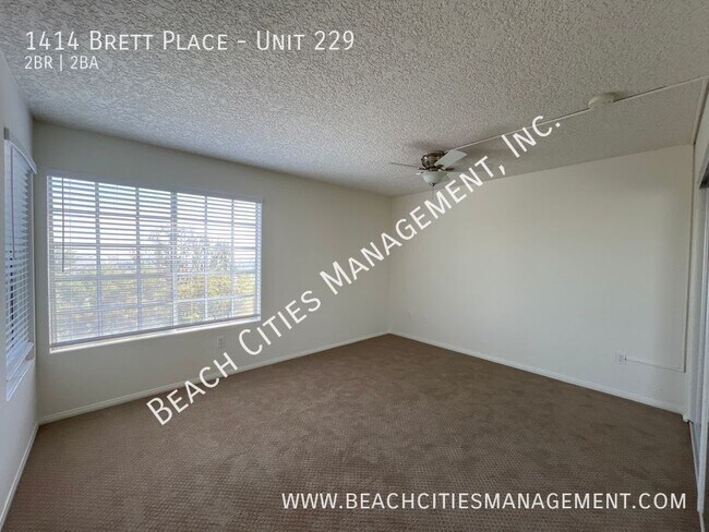 Building Photo - 1414 Brett Pl