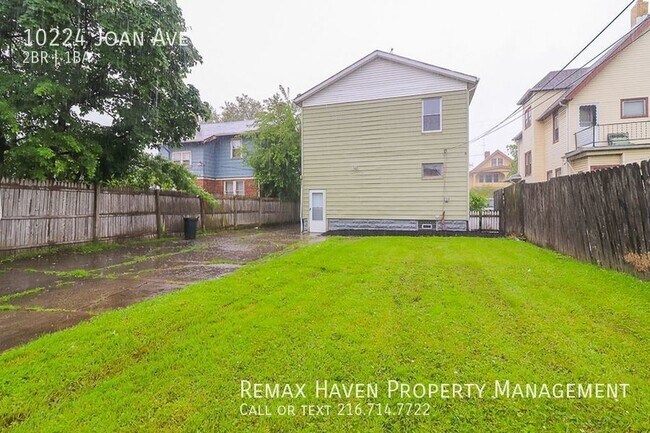 Building Photo - 10224 Joan Ave UP, Cleveland - Spacious 2 ...