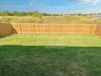Building Photo - 1708 Vermilion Ln