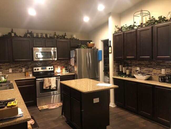 Building Photo - 9108 Timber Ln