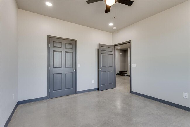 Building Photo - 12571 US-77