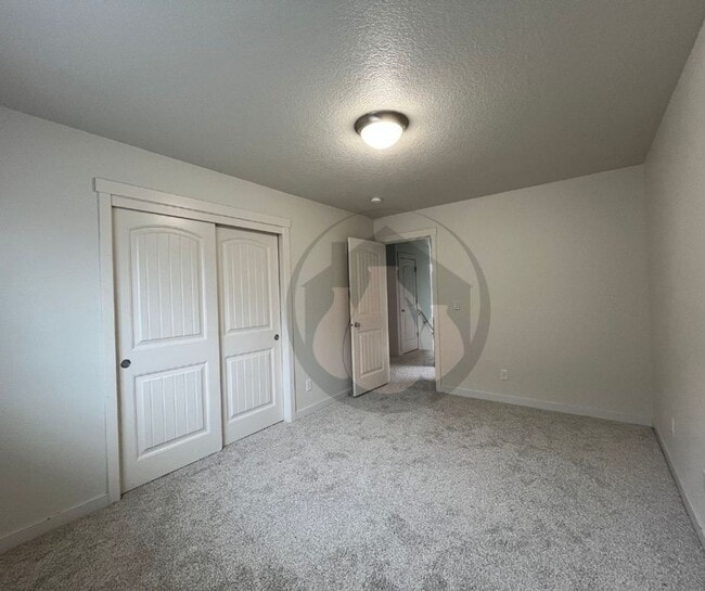 Building Photo - Keizer House-