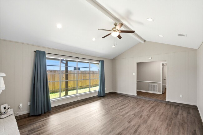 Building Photo - 6215 Autumn Arbor Dr