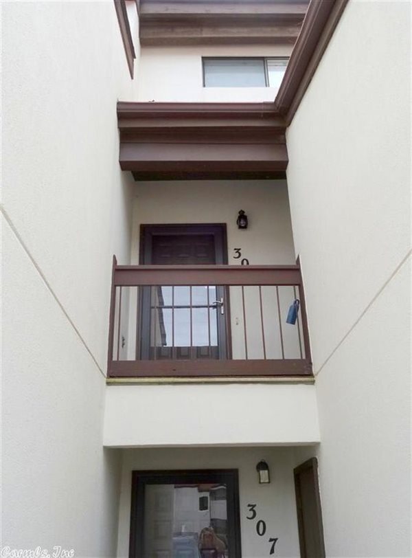 Building Photo - Timberidge Condominiums