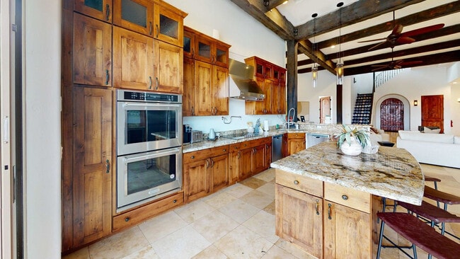 Building Photo - 4080 E Tomahawk Pass