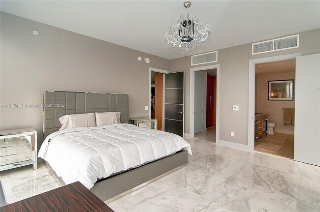Building Photo - 9705 Collins Ave