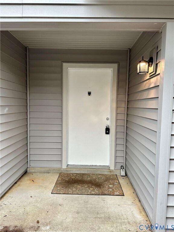 Building Photo - 70 Summer E