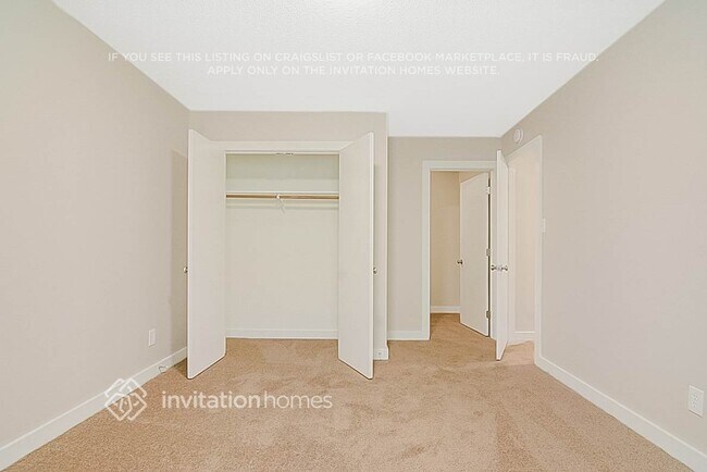 Building Photo - 911 Buckingham Rd