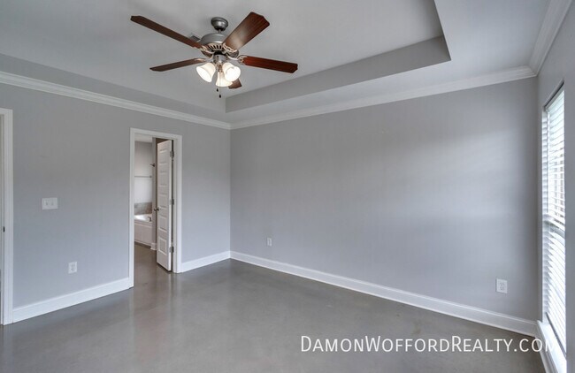 Building Photo - 1207 Addison Ln.