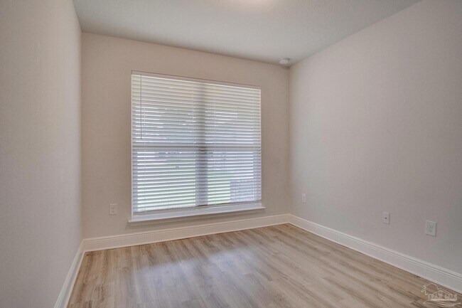 Building Photo - 8810 Derby Ln