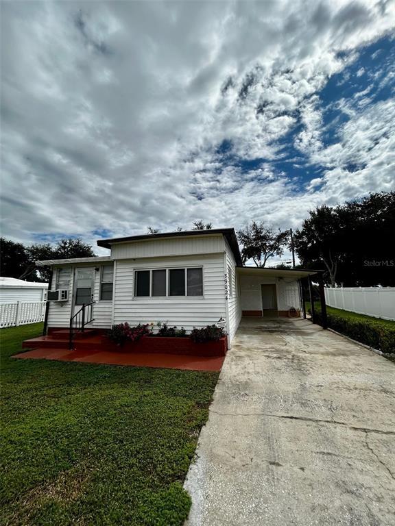 Primary Photo - 39024 Ola Ave