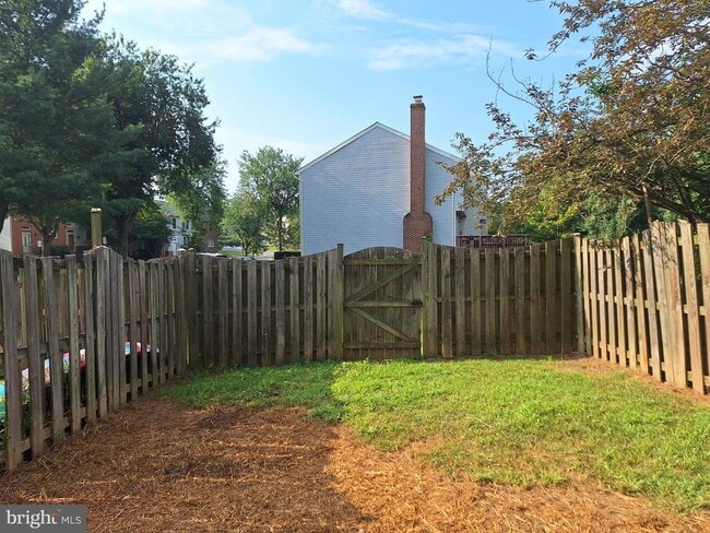 Building Photo - 505 Cross Ridge Ct