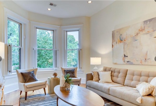 Building Photo - Stunning Condo Dupont Circle!  Pets Welcom...