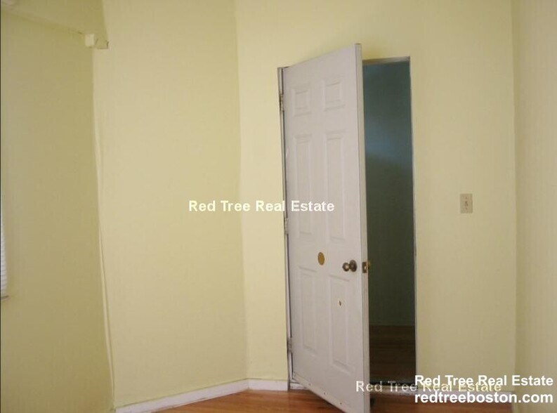 Building Photo - 12 Verndale St