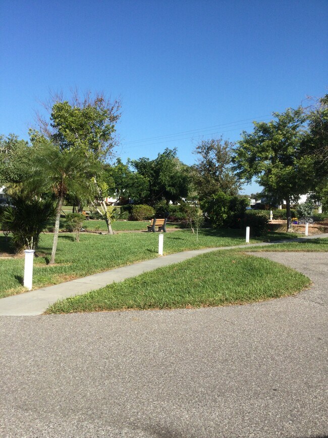 Building Photo - 4788 Independence Dr