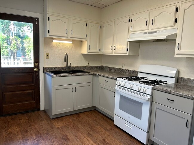 Primary Photo - 3 Bedroom 1 Bath Home with Fenced Backyard