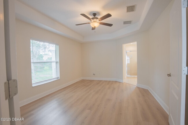 Building Photo - 801 Angelina Ct