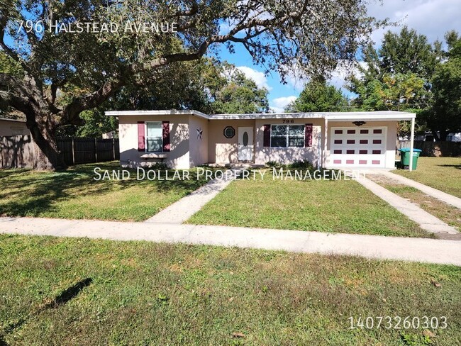 Building Photo - Charming Home with Convenient Location and...