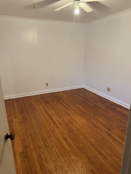 Bedroom 1 - 1071 Van Velsen St