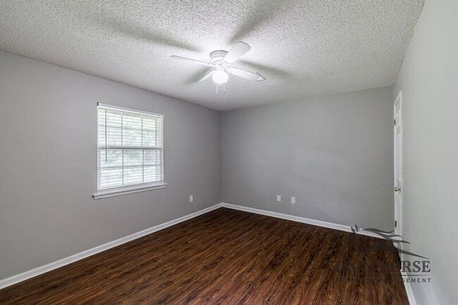 Building Photo - 2165 S Milledge Ave