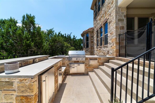 Building Photo - 508 Tempranillo Way