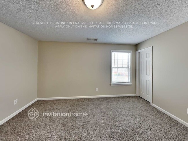 Building Photo - 1609 Heyford Cir NW