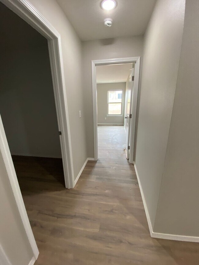 Building Photo - Comfortable four-bedroom home.