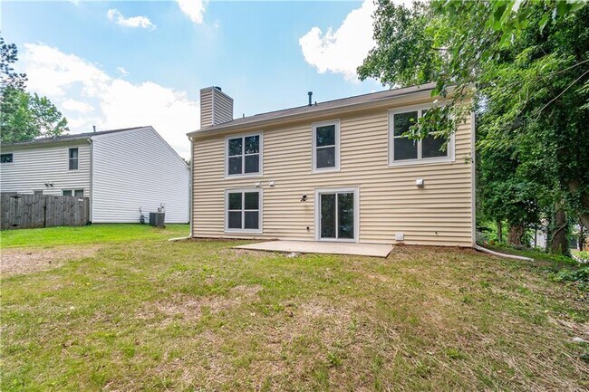 Building Photo - 2601 Garland Way